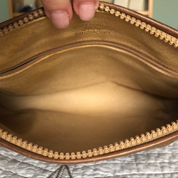 GUCCI Vintage 1970s Authentic Suede and Leather Purse - Picture 15 of 15